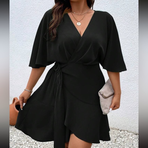 Plus solid Batwing Sleeve Ruffle Hem Mini Dress - Picture 2 of 9